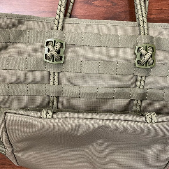 RARE Nike AF1 SF Printed Graphic Tote Bag Military Green Cord Gym Promo Military - Picture 4 of 5